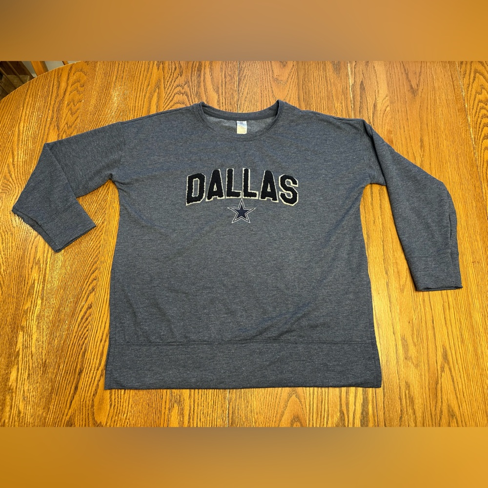 NFL Team Apparel Dallas Cowboys Women's sweater size large